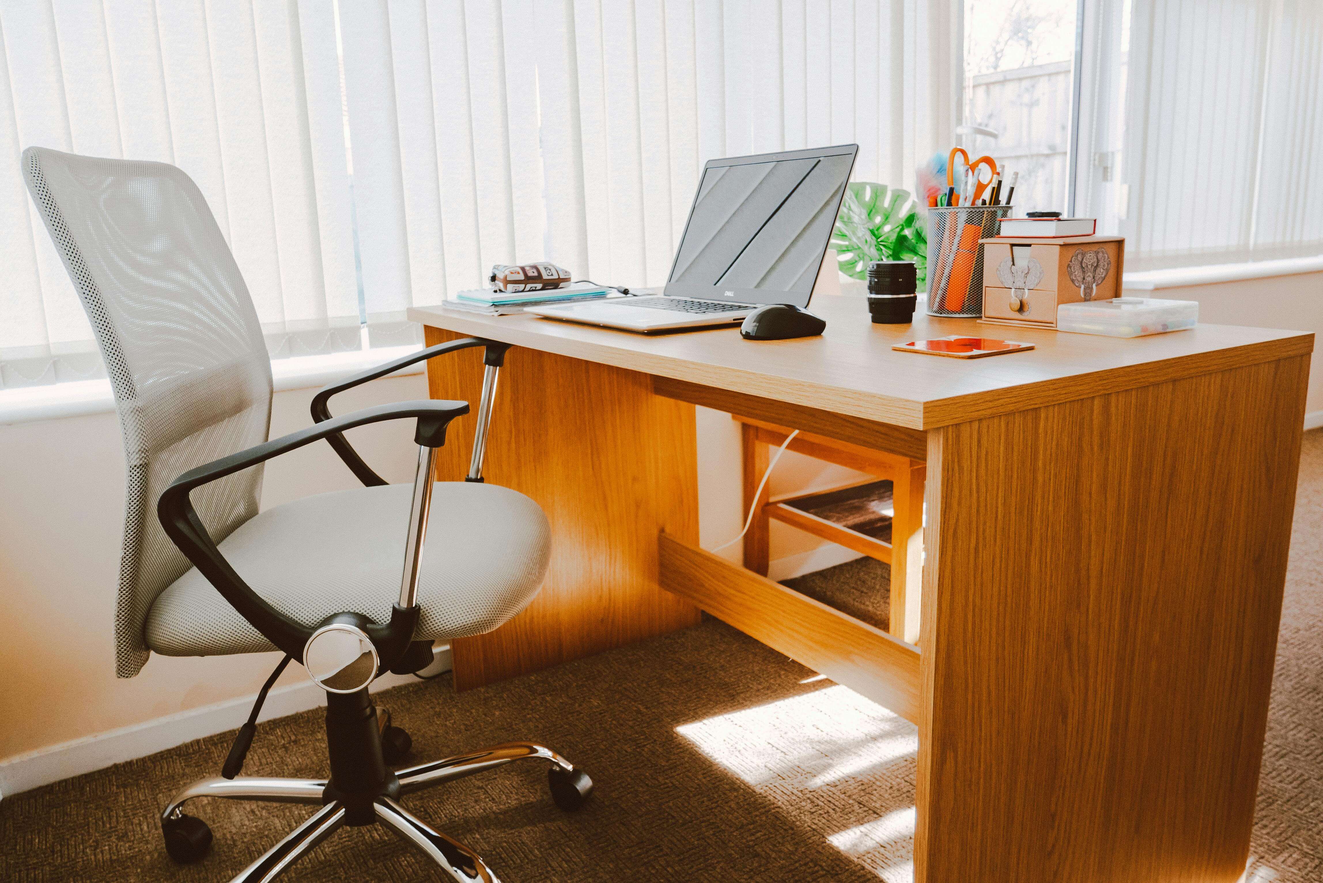 Best office chairs for short people